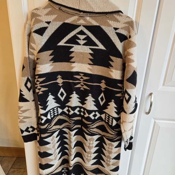 Womans Medium Duster - Picture 6 of 6